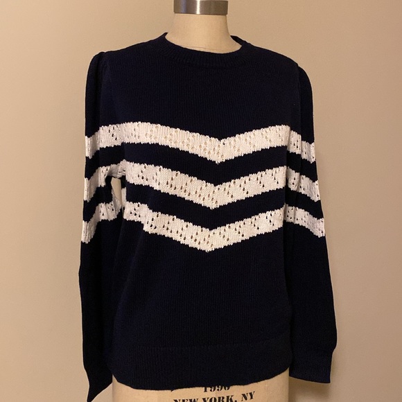 LOFT Navy striped puff sleeve sweater size Large - Picture 2 of 5